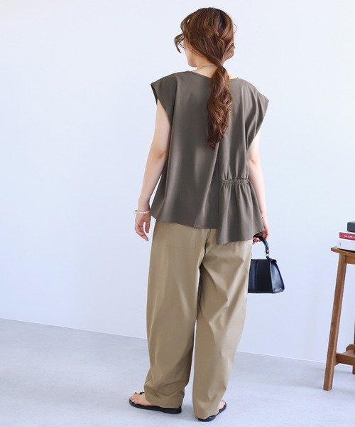 reca（レカ）の「【接触冷感】アシメタックギャザーTシャツ（Tシャツ/カットソー・レディース・チャコールグレー/プラム/オフホワイト・FREE）」の21枚目の写真