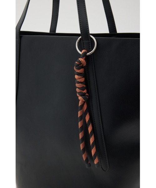 HeRIN.CYE（ヘリンドットサイ）の「Trapezoid bag / トラぺゾイドバック（トートバッグ・レディース・グレー/ブラウン/ブラック・FREE）」の4枚目の写真