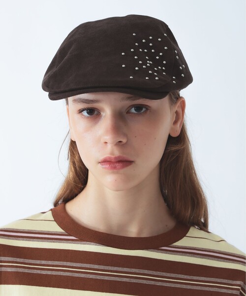 Ray BEAMS（レイビームス）の「スタッズ フェイクスエード ハンチング（ハット・レディース・ブラック/ダークブラウン・ONE SIZE）」の2枚目の写真