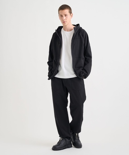 WHITE MOUNTAINEERING(ホワイトマウンテニアリング)の「【White Mountaineering】別注 BLK SWEAT ZIPUP HOODIE(パーカー・メンズ・ブラック・3/2/1)」の9枚目の写真
