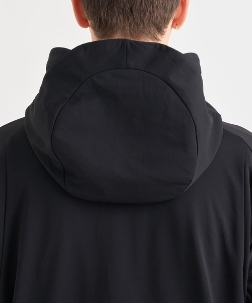 WHITE MOUNTAINEERING(ホワイトマウンテニアリング)の「【White Mountaineering】別注 BLK SWEAT ZIPUP HOODIE(パーカー・メンズ・ブラック・3/2/1)」の14枚目の写真