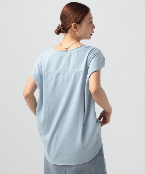 BAYFLOW（ベイフロー）の「[ヴィンテージ感のある柔らかな着心地]メランジキーネックTシャツ（Tシャツ/カットソー・レディース・オフホワイト/チャコール/ブルー/マスタード・FREE）」の12枚目の写真