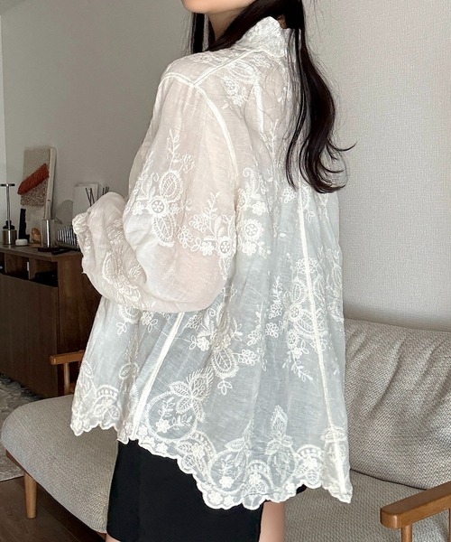 Cham.(チャム)の「シアーレースシャツ(シャツ/ブラウス・レディース・ホワイト/ベージュ・FREE)」の7枚目の写真