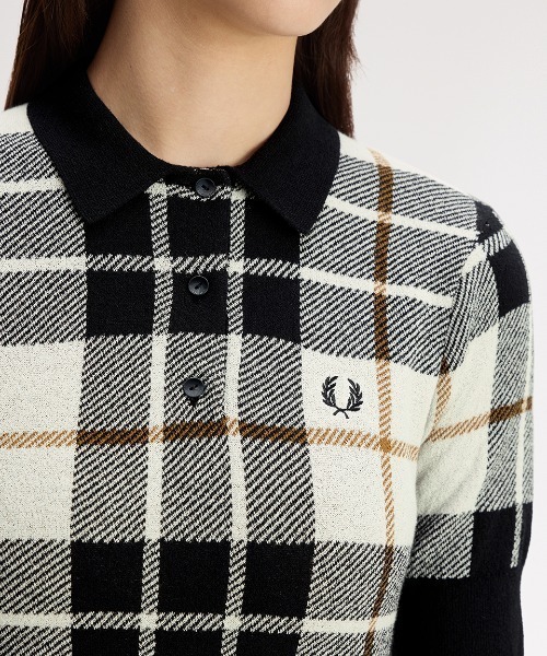 FRED PERRY（フレッドペリー）の「Boucle Tartan Knitted Shirt／ブークレタータンチェックニットシャツ（ポロシャツ・レディース・ベージュ・10）」の5枚目の写真