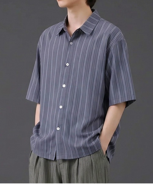 revertical（リバーティカル）の「マルチストライプ  半袖シャツ（シャツ/ブラウス・メンズ・チャコール/グリーン・MEDIUM/SMALL/LARGE）」の3枚目の写真