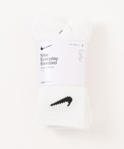 NIKE(ナイキ)の「《NIKEアパレル》U NK ED ELVD CRW 3P - 144(ソックス/靴下・メンズ・ホワイト/ブラック・21-23/23-25/25-27/27-29)」の1枚目の写真