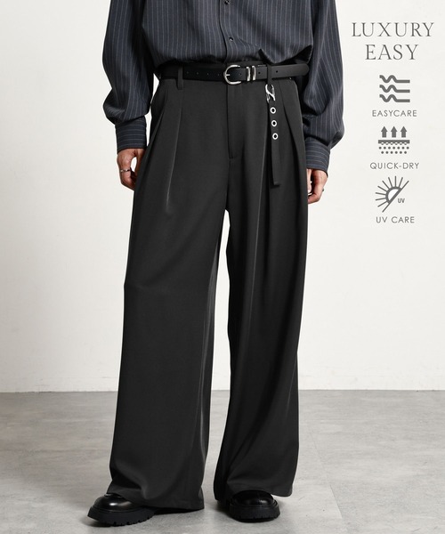 RAGEBLUE(レイジブルー)の「【LUXURY+EASY】<イージーケア> CHARM DETAIL PLEATED WIDE SLACKS/ラグイージーチャーム付きタックワイドスラックス【セットアップ対応】(スラックス・メンズ・ブラック/パープル/グレー/ワインレッド/ブラック系その他・MEDIUM/LARGE)」の2枚目の写真