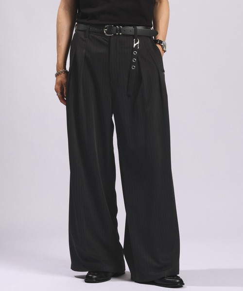 RAGEBLUE(レイジブルー)の「【LUXURY+EASY】<イージーケア> CHARM DETAIL PLEATED WIDE SLACKS/ラグイージーチャーム付きタックワイドスラックス【セットアップ対応】(スラックス・メンズ・ブラック/パープル/グレー/ワインレッド/ブラック系その他・MEDIUM/LARGE)」の8枚目の写真