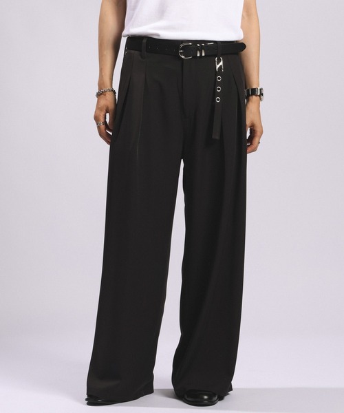 RAGEBLUE(レイジブルー)の「【LUXURY+EASY】<イージーケア> CHARM DETAIL PLEATED WIDE SLACKS/ラグイージーチャーム付きタックワイドスラックス【セットアップ対応】(スラックス・メンズ・ブラック/パープル/グレー/ワインレッド/ブラック系その他・MEDIUM/LARGE)」の15枚目の写真