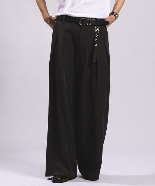 RAGEBLUE(レイジブルー)の「【LUXURY+EASY】<イージーケア> CHARM DETAIL PLEATED WIDE SLACKS/ラグイージーチャーム付きタックワイドスラックス【セットアップ対応】(スラックス・メンズ・ブラック/パープル/グレー/ワインレッド/ブラック系その他・MEDIUM/LARGE)」の14枚目の写真