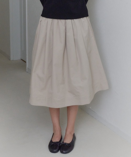 GIUNON(ジウノン)の「back shirring midi skirt / バックシャーリングミディスカート(スカート・レディース・ベージュ/ブラック/ホワイト・0/1)」の17枚目の写真