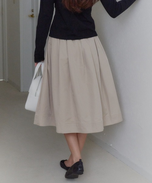 GIUNON(ジウノン)の「back shirring midi skirt / バックシャーリングミディスカート(スカート・レディース・ベージュ/ブラック/ホワイト・0/1)」の18枚目の写真