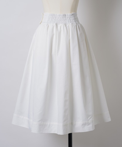 GIUNON(ジウノン)の「back shirring midi skirt / バックシャーリングミディスカート(スカート・レディース・ベージュ/ブラック/ホワイト・0/1)」の6枚目の写真