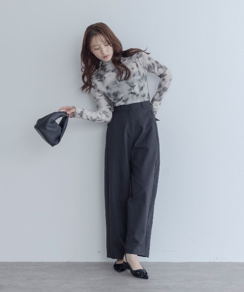 maviru(マヴィル)の「シアー メッシュ ハイネック トップス(Tシャツ/カットソー・レディース・ベージュ系/グレー系・M/L/XL)」の6枚目の写真