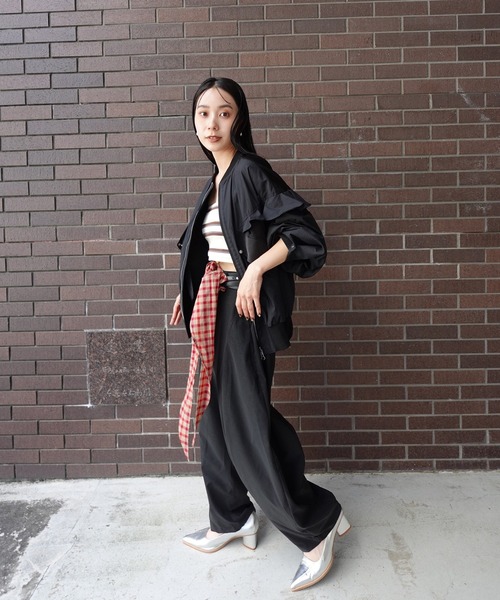 Ameri(アメリ)の「MILITARY NYLON FRILL BLOUSON(ブルゾン・レディース・ブラック/カーキ/アイボリー・SMALL/MEDIUM)」の20枚目の写真