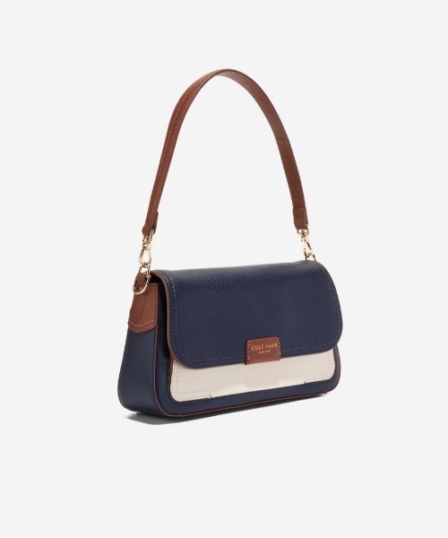 COLE HAAN（コールハーン）の「レイトン ショルダー バッグ womens（ショルダーバッグ・レディース・ネイビー・OSFA）」の3枚目の写真