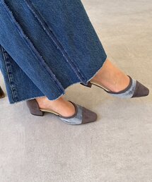 Chez toi（シェトワ）の「異素材ベロアストラップパンプス（サンダル）」