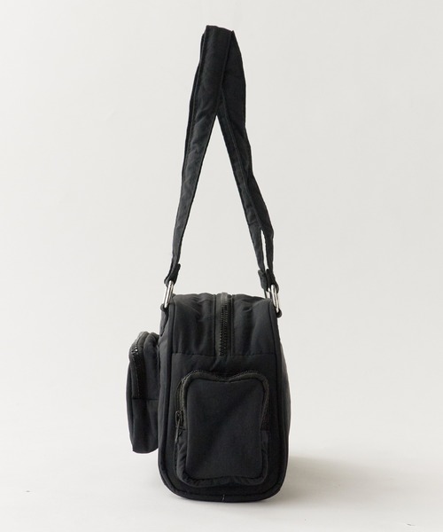 AO2(アオズ)の「Single-handle nylon handbag with gusset / ワンハンドル マチあり ナイロンハンドバッグ 2026年 夏 夏服(ハンドバッグ・レディース・ブラック・FREE)」の11枚目の写真