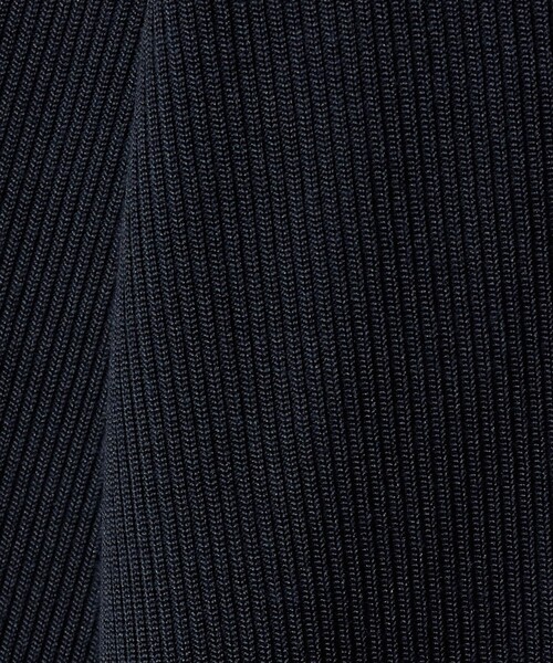 UNITED ARROWS(ユナイテッドアローズ)の「7分袖 リブ バイカラー パイピング カットソー(Tシャツ/カットソー・レディース・ネイビー/ダークブラウン/ダークグレー/オフホワイト・FREE)」の8枚目の写真
