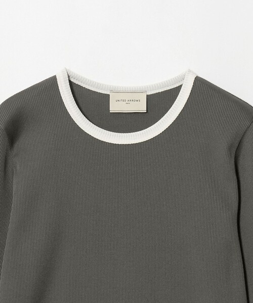 UNITED ARROWS(ユナイテッドアローズ)の「7分袖 リブ バイカラー パイピング カットソー(Tシャツ/カットソー・レディース・ネイビー/ダークブラウン/ダークグレー/オフホワイト・FREE)」の11枚目の写真