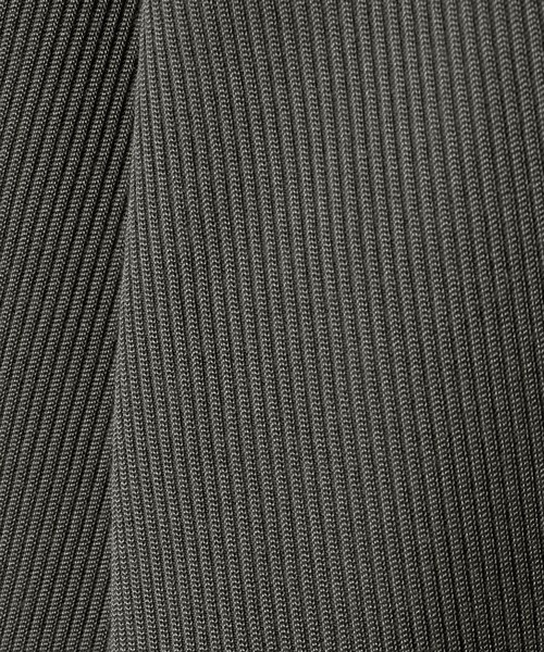 UNITED ARROWS(ユナイテッドアローズ)の「7分袖 リブ バイカラー パイピング カットソー(Tシャツ/カットソー・レディース・ネイビー/ダークブラウン/ダークグレー/オフホワイト・FREE)」の12枚目の写真
