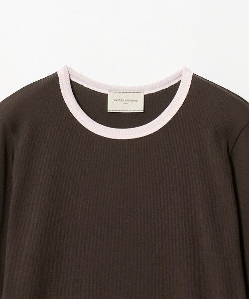 UNITED ARROWS(ユナイテッドアローズ)の「7分袖 リブ バイカラー パイピング カットソー(Tシャツ/カットソー・レディース・ネイビー/ダークブラウン/ダークグレー/オフホワイト・FREE)」の13枚目の写真