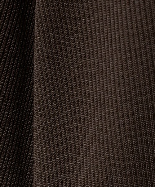 UNITED ARROWS(ユナイテッドアローズ)の「7分袖 リブ バイカラー パイピング カットソー(Tシャツ/カットソー・レディース・ネイビー/ダークブラウン/ダークグレー/オフホワイト・FREE)」の14枚目の写真