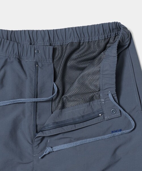 NICE WEATHER(ナイスウェザー)の「<NICE WEATHER>ナイロン トラックパンツ(その他パンツ・メンズ・ブラック/グレー系・L/XS/S/M)」の7枚目の写真