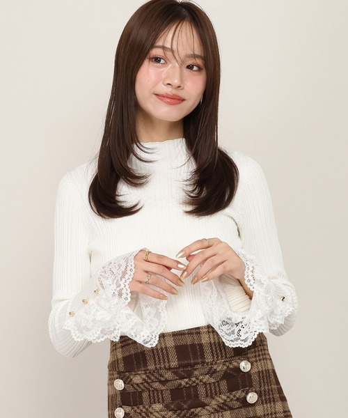 Heather(ヘザー)の「袖レースピタニット 1096362(ニット/セーター・レディース・ブラック/オフホワイト・FREE)」の1枚目の写真