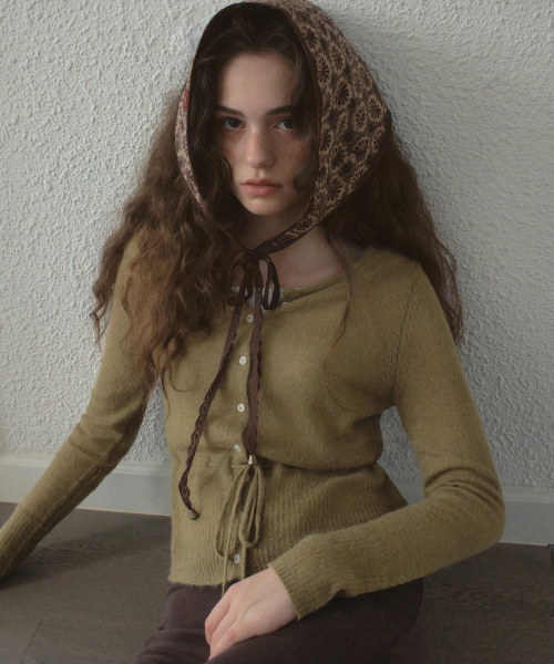 OURNOSTALGIA(アワー ノスタルジア)の「Maren Tie Mohair Knit Cardigan_Khaki(OCB6KN39)(カーディガン/ボレロ・レディース・カーキ・FREE)」の3枚目の写真
