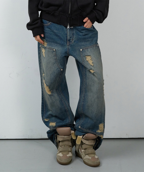 THEVINYLHOUSE（ザバイニルハウス）の「DESTROYED BOOTS CUT DENIM PANTS BLUE（デニムパンツ・レディース・その他・SMALL/MEDIUM/LARGE）」の2枚目の写真