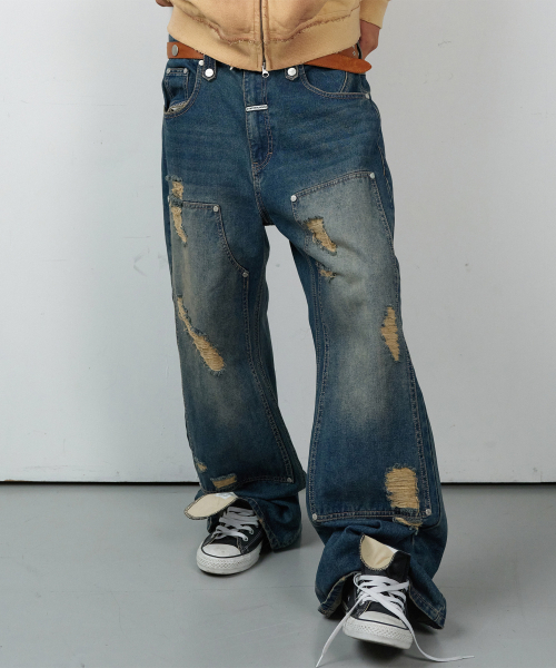 THEVINYLHOUSE（ザバイニルハウス）の「DESTROYED BOOTS CUT DENIM PANTS BLUE（デニムパンツ・レディース・その他・SMALL/MEDIUM/LARGE）」の4枚目の写真