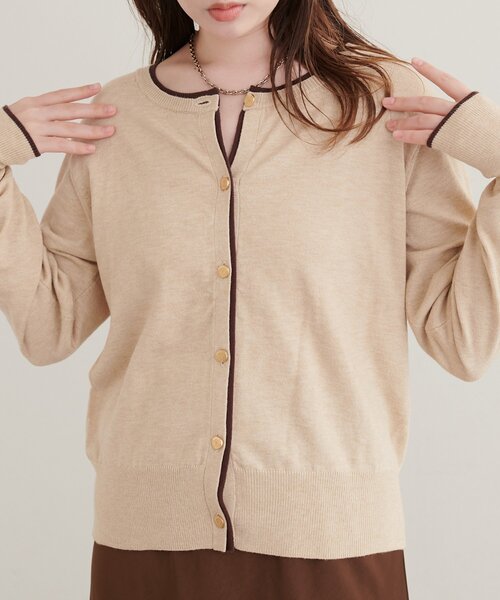 natural couture（ナチュラルクチュール）の「配色金ボタンもちもちカーディガン（カーディガン/ボレロ・レディース・オフホワイト/ネイビー/ブラウン/ベージュ/ブラック・FREE）」の13枚目の写真