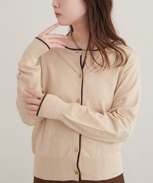 natural couture（ナチュラルクチュール）の「配色金ボタンもちもちカーディガン（カーディガン/ボレロ・レディース・オフホワイト/ネイビー/ブラウン/ベージュ/ブラック・FREE）」の14枚目の写真