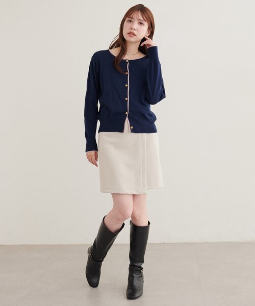 natural couture（ナチュラルクチュール）の「配色金ボタンもちもちカーディガン（カーディガン/ボレロ・レディース・オフホワイト/ネイビー/ブラウン/ベージュ/ブラック・FREE）」の21枚目の写真