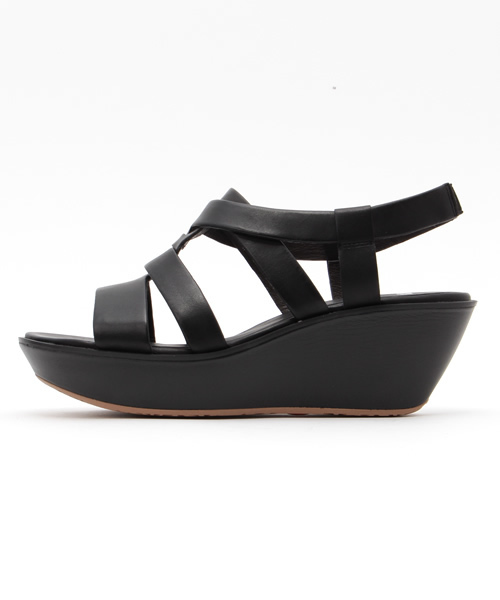 CAMPER（カンペール）の「DAMAS (ダマス)（サンダル・レディース・ブラック・24.0cm/23.0cm/22.5cm/23.5cm/25.0cm）」の2枚目の写真