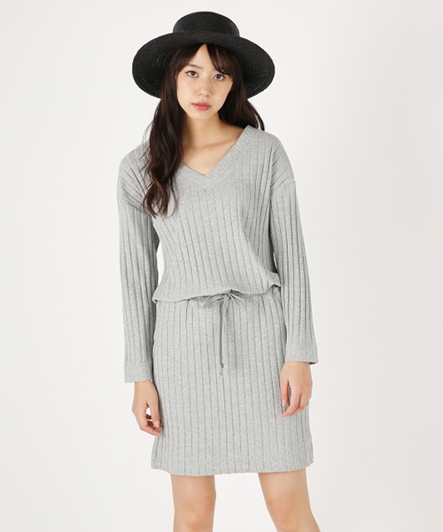 MOUSSY（マウジー）の「RIB BLOUSING OP（ワンピース・レディース・オフホワイト/トップグレー/カーキ/ブラック・FREE）」の3枚目の写真