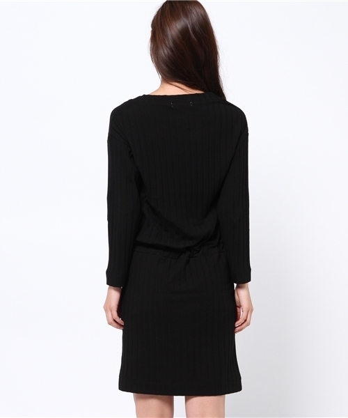 MOUSSY（マウジー）の「RIB BLOUSING OP（ワンピース・レディース・オフホワイト/トップグレー/カーキ/ブラック・FREE）」の12枚目の写真