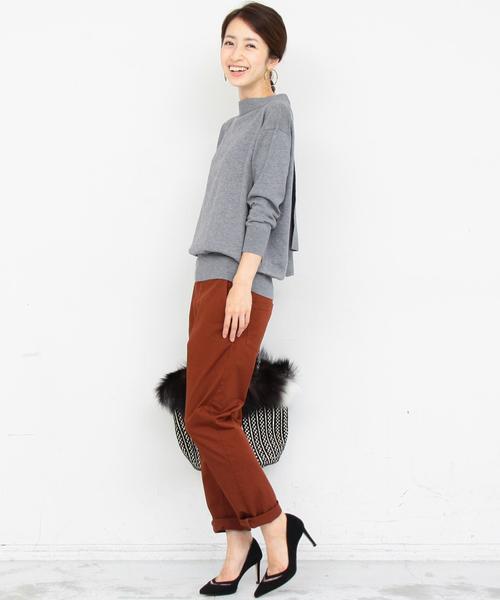 BEAUTY&YOUTH UNITED ARROWS（ビューティーアンドユースユナイテッドアローズ）の「【WEB限定】by ※∴チノテーパード9分丈パンツ◆（チノパンツ・レディース・ブラウン/ベージュ/オリーブ/ネイビー・SMALL/MEDIUM/LARGE）」の16枚目の写真