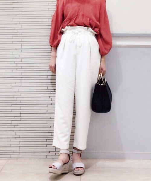 mysty woman（ミスティウーマン）の「ツイルドロストデザインテーパードパンツ（その他パンツ・レディース・ブラック/カーキ/オフホワイト/イエロー・FREE）」の2枚目の写真