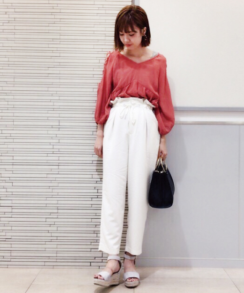 mysty woman（ミスティウーマン）の「ツイルドロストデザインテーパードパンツ（その他パンツ・レディース・ブラック/カーキ/オフホワイト/イエロー・FREE）」の5枚目の写真