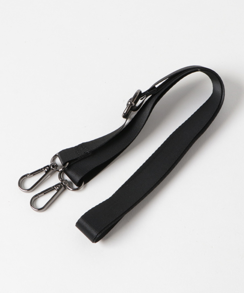 U.Q（ユウキュウ）の「【U.Q/ユウキュウ】パッチポシェット【mimis/ミィーミィーズ】（ショルダーバッグ・レディース・ブロンズ/ブラック/ゴールド/シルバー/ホワイト・FREE）」の10枚目の写真