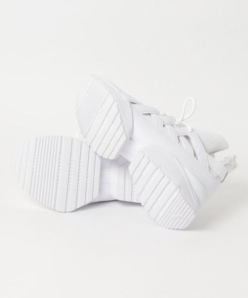 PUMA(プーマ)の「ミューズ エコー EP ウィメンズ (WOMEN)(スニーカー・レディース・ホワイト/ベージュ・22.5cm/23.0cm/23.5cm/24.0cm/24.5cm/25.0cm/25.5cm)」の4枚目の写真