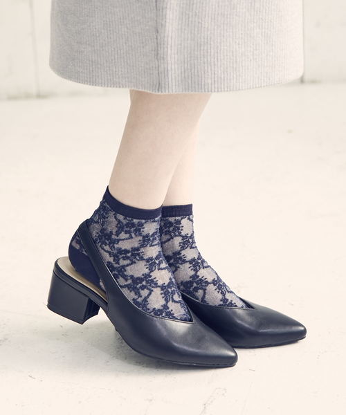 ORiental TRaffic（オリエンタルトラフィック）の「春夏★バックストラップパンプス★8114（パンプス・レディース・ベージュ/レッド/ブラック・M/L/LL/S/3L/SS）」の2枚目の写真