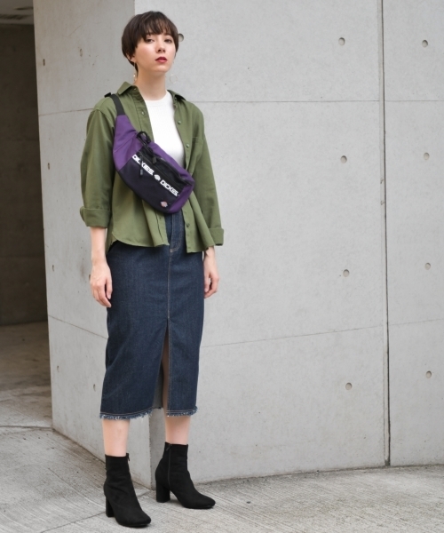 PAGEBOY（ページボーイ）の「フェイクスエードカラーブーツ（ブーツ・レディース・ブラック/パープル/マスタード・MEDIUM/LARGE）」の4枚目の写真