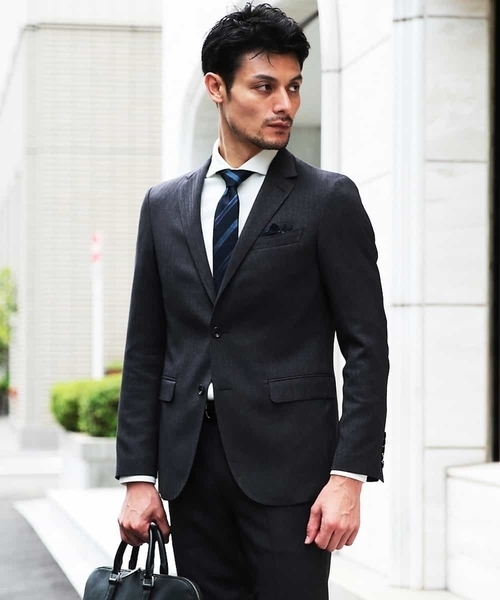 MICHEL KLEIN HOMME   （ミッシェルクランオム）の「ジャケット（FORMOZA へリンボン set-up）（テーラードジャケット・メンズ・グレー/ネイビー・SMALL/MEDIUM/LARGE/X-LARGE/XX-LARGE）」の2枚目の写真