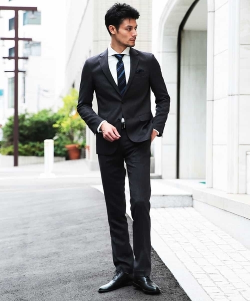 MICHEL KLEIN HOMME   （ミッシェルクランオム）の「ジャケット（FORMOZA へリンボン set-up）（テーラードジャケット・メンズ・グレー/ネイビー・SMALL/MEDIUM/LARGE/X-LARGE/XX-LARGE）」の3枚目の写真