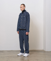 OY（オーワイ）の「総柄ロゴデニムパンツ（デニムパンツ）」 - WEAR
