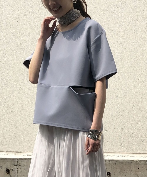 &g'aime（アンジェム）の「【&g'aime】シームスリットトップス（Tシャツ/カットソー・レディース・ホワイト/ブラック/イエロー/ブルー・FREE）」の4枚目の写真