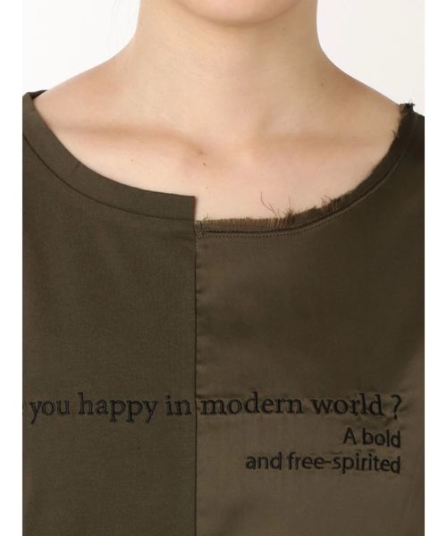 EMODA（エモダ）の「ドッキングエンブロイダリーTシャツ（Tシャツ/カットソー・レディース・カーキ/ブラック/ホワイト・FREE）」の13枚目の写真
